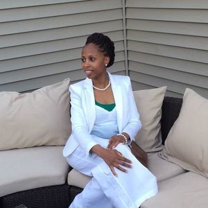 Meet your Posher, Nakia